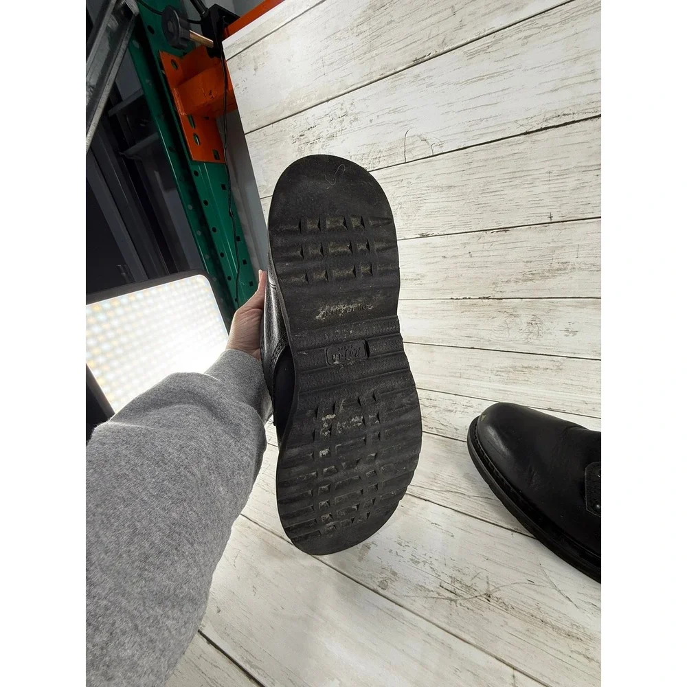 Rhino black leather